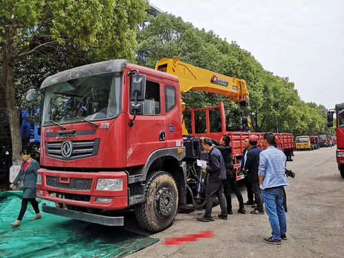 前四后八14吨随车吊 厂家直供，价格优惠，支持分期付款